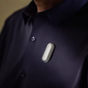 PLAUD NotePin Silver met clip op kleding