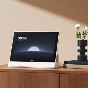 Eufy Smart Display E10 in de woonkamer plaatsen